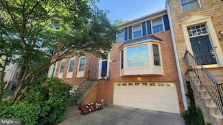 11432 Hollowstone Dr, Rockville, MD 20852