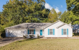 1703 Dove Dr, Benton, AR 72015