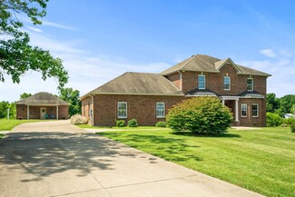 4313 S Garrett Rd, Springfield, TN 37172