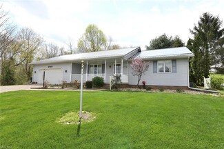 6740 Dillon Hills Dr, Nashport, OH 43830