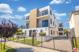 4507 W 18th St, Los Angeles, CA 90019