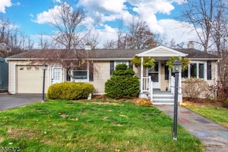 2 Tomahawk Trail, Sussex, NJ 07461