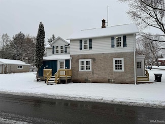 500 E B St, Iron Mountain, MI 49801
