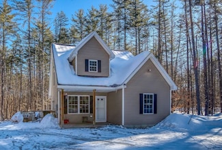 131 Poco Dr, Tamworth, NH 03886