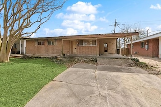 4 Canberra Ct, Metairie, LA 70003