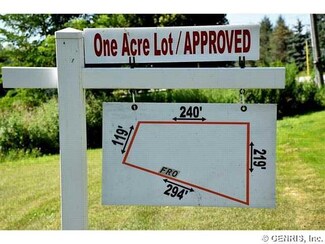 170 Fellows Rd, Fairport, NY 14450