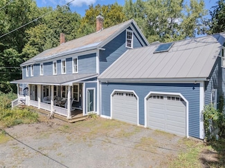 76 Spruce St, Brattleboro, VT 05301