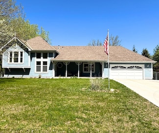 12310 29th Ave N, Plymouth, MN 55441