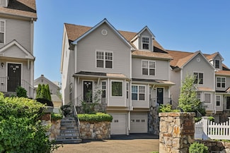 28 Rock Spring Rd Unit B1, Stamford, CT 06906