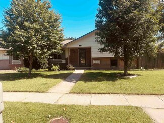 1404 N Grimes St, McPherson, KS 67460