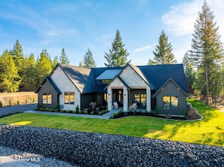 3842 E Vulpine Ln, Hayden, ID 83835