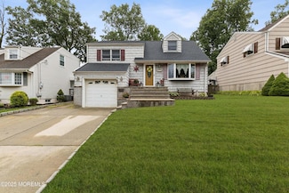 19 Overlook Terrace, Fords, NJ 08863