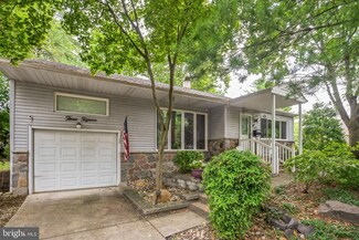 315 Pleasant Dr, Cherry Hill, NJ 08003