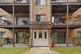 1917 W Granville Ave Unit 301, Chicago, IL 60660