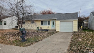 509 S 15th St, Worland, WY 82401