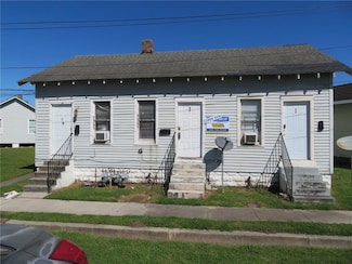 97 4th St, Gretna, LA 70053