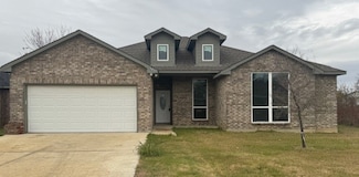 335 Port Dr, Gun Barrel City, TX 75156