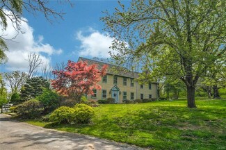 2488 Aquetong Rd, New Hope, PA 18938
