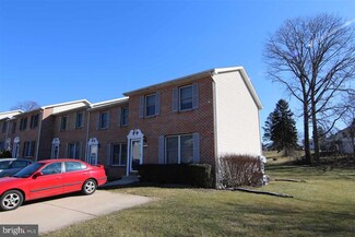 917 Monroe St, Harrisburg, PA 17113