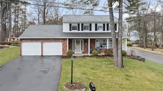 240 Antoinette Dr, Endicott, NY 13760