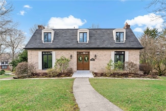 2671 Gloucester Dr, Pittsburgh, PA 15241