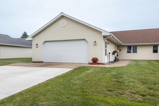 1322 N 7th St, Lake City, MN 55041