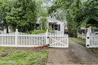 204 Raritan St, Union Beach, NJ 07735