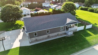 127 Doyle Ave, Evansdale, IA 50707
