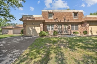 2417 Charente Dr Unit 65A, Maryland Heights, MO 63043