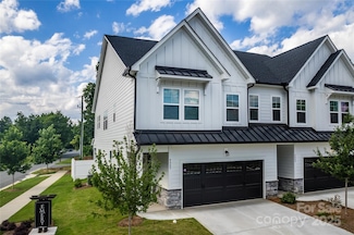 4005 Easton Ridge Ln, Charlotte, NC 28226