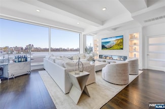 9 Somerset Ln Unit 403-404, Edgewater, NJ 07020