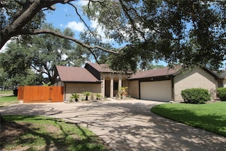 16203 Parksley Dr, Houston, TX 77059