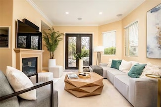 301 16th St, Huntington Beach, CA 92648