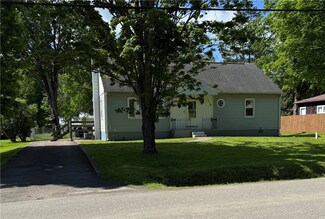 49 Lewis St, Endicott, NY 13760