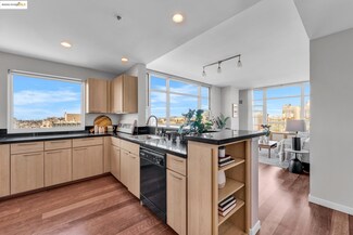 1 Lakeside Dr Unit 1803, Oakland, CA 94612