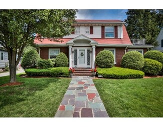 21 Ramshead Rd, Medford, MA 02155