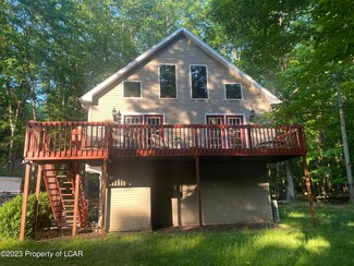 257 Buck Ridge Dr, Drums, PA 18222