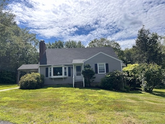 39 South St, Washington, CT 06793