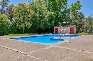 6724 Plymouth Rd Unit 101, Stockton, CA 95207