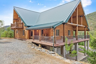 3170 Humbug Creek Rd, Jacksonville, OR 97530