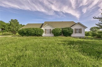 11396 Kk Hwy, Braymer, MO 64624