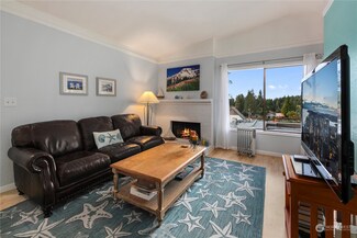 19725 76th Ave W Unit B-8, Lynnwood, WA 98036