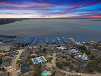 540 Yacht Club Dr, Rockwall, TX 75032