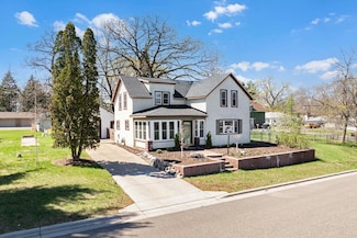 1609 6th Ave, Anoka, MN 55303