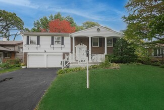 1338 Jeffery Dr, Homewood, IL 60430