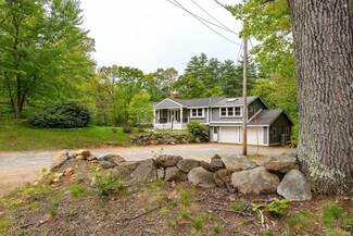 94 N Main St, Newton, NH 03858