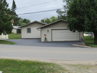 1580 N Ogemaw Trail, West Branch, MI 48661