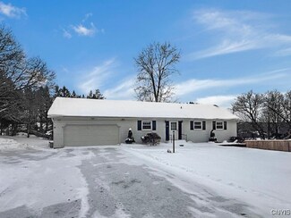 7894 Kellogg St, Clinton, NY 13323