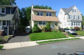 54 Sunnyside Ave, Dumont, NJ 07628