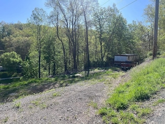 14430 Trace Rd, Rush, KY 41168